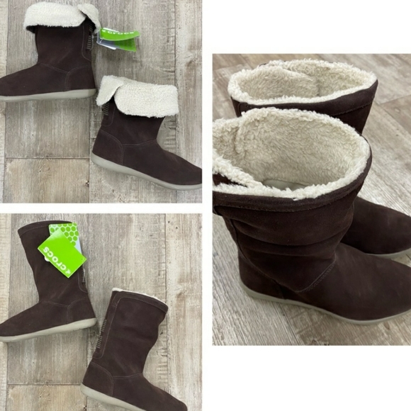 Crocs Adela Fold Over Fuzz Booties Mahogany 6 New - Picture 1 of 5
